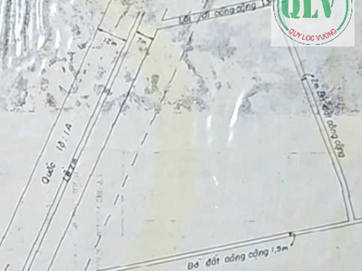 Bán đất DT: 8.328m2 đất SKC có sẵn điện 3pha mặt tiền đường QL1A,Thủ Thừa, Long An. 0