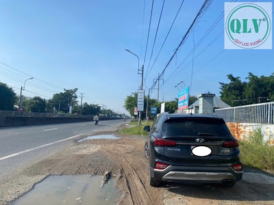 Bán đất DT: 8.328m2 đất SKC có sẵn điện 3pha mặt tiền đường QL1A,Thủ Thừa, Long An. 2
