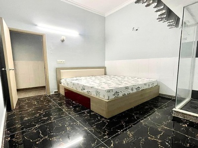 Bán nhà C.4 sổ hồng riêng đường Hồ Bá Phấn, Quận 9   2 pn 2 wc   Có sẵn HĐT 96 trịu   Chưa đến 52 tr 2