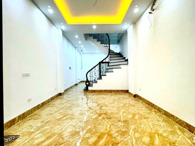Ngõ 203 Kim Ngưu - Ô tô đỗ cửa - Ngõ thông kinh doanh tốt - NHÀ ĐẸP MỚI COONG - 40M2 - 8.36 TỶ 3