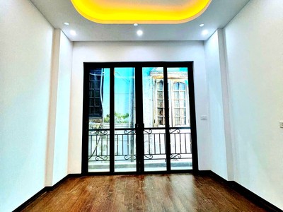 Ngõ 203 Kim Ngưu - Ô tô đỗ cửa - Ngõ thông kinh doanh tốt - NHÀ ĐẸP MỚI COONG - 40M2 - 8.36 TỶ 1