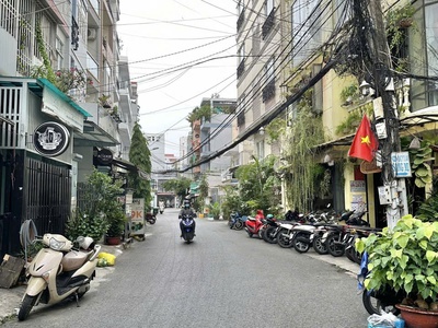 Bán nhà hẻm xe tải Thành Thái cạnh UBND Quận 10, 40m2 chỉ 7.99 tỷ, pháp lý chuẩn 0