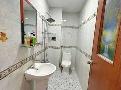 Nhà 2 tầng vừa ở vừa kd, đ.phạm văn đồng, p.linh đông, thủ đức,tp hcm hxh, dt 55m2, 2pn, 3wc, hơn 5 4