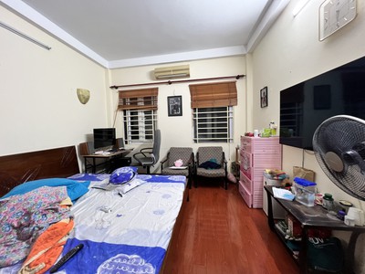 Bán mặt phố hàng chiếu hoàn kiếm vỉa hè dt 116m2 4 tầng mặt tiền 4m3 giá 70 tỷ lh huyền 7x 2