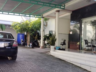 Bán gấp nhà nghỉ aye mới xây - đang hoạt động - thu nhập tốt mỗi tháng 2