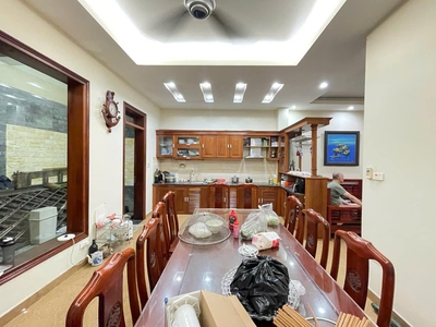 Đẳng cấp  bán nhà mặt phố mai hắc đế 150m2 x 11 tầng có hầm, mặt tiền 6.5m, 194 tỷ, kd đỉnh 2