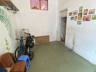 Chính chủ cần cho thuê nhà tầng 1 mặt phố số 1 phố hàng bún, quận ba đình riêng biệt 1
