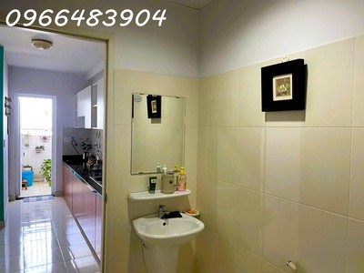 Cho thuê căn hộ studio 46m2 tầng cao chung cư linh trung 1