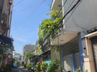 Chính chủ nhà thiết kế đẹp thật tuyệt vời - nhà mới vào ở ngay - nhà 2 mặt tiền  - hẻm xe tải thông 1