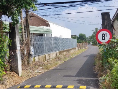 Cần bán nhà 2 mặt tiền đường ql 51 và đường nhựa nhà nước 6 m bên hông 2