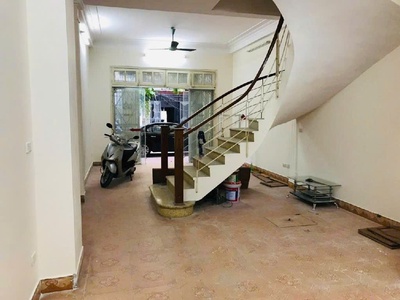 B.án nhà ngõ 168 nguyễn xiển nhà 2  mặt ngõ rộng như phố vij trí vàng để kinh doanh 1