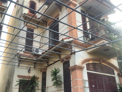 Cần bán nhà vị trí đắc địa mặt phố âu cơ - tổ 36, cụm 5 phường nhật tân, quận tây hồ, hà nội. 0
