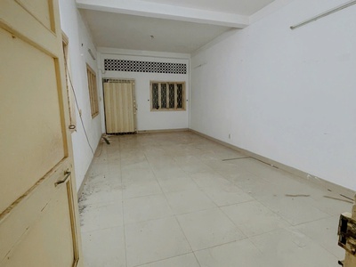 Cho thuê nhà mặt tiền kinh doanh, 64m2, 2 tầng, mặt tiền 4m- 534 lê văn sỹ, p.14, q.3 1