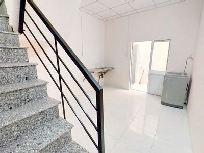 Cho thuê nhà 1 trệt 1 lầu hẻm 278 Tầm Vu, Q.Ninh Kiều giá 4,6tr 0