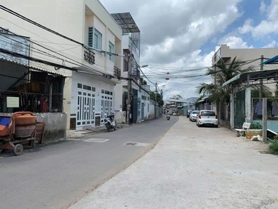 Cho thuê nhà 1 trệt 1 lầu hẻm 278 Tầm Vu, Q.Ninh Kiều giá 4,6tr 5