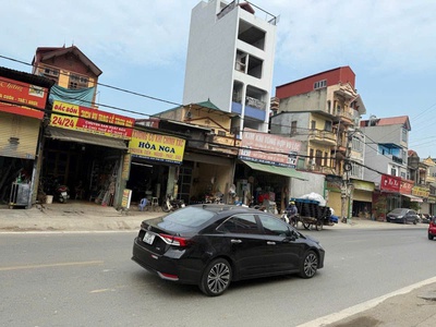 Bán đất tặng nhà Nguyễn Trực, Hà Đông,mặt phố,kinh doanh đỉnh,60m ,8.9 tỷ 0