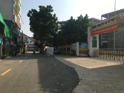 Phú Diễn Mua đất tặng nhà 40M 5 Tầng Oto sát nhà Giá chỉ hơn 7 Tỷ ngay đại học tài nguyên 2