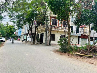 Đất lô góc 2 mặt thoáng - nam hồng - khổ đất vuông, nở hậu 0