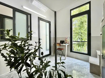 Bán chdv hẻm xe 45 chỗ nguyễn oanh ngang 7.3m 240m2 7 lầu có hầm 90pn tn 360tr chỉ 52 tỷ. 4