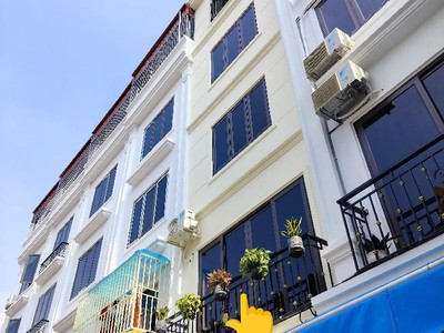 Bán nhà 5 tầng trương công giai, sổ vuông, 2 thoáng, 10m ra phố. 7,2 tỷ 1