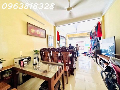 Ngã tư xuân thuỷ - hồ tùng mậu tặng nhà  4 tầng - dân xây chắc chắn  ở ngay - sổ phân lô - nhỉnh 8 1