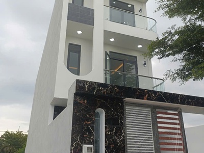 Bán nhà 1 trệt 2 lầu chính chủ mới xây  5x26m  mặt tiền tại thị trấn đức hòa, tỉnh long an 1