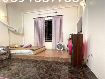 Cần bán gấp nhà phố nguyễn văn huyên   58m2, phân lô ô tô tránh, lô góc, chỉ 15 tỷ 2