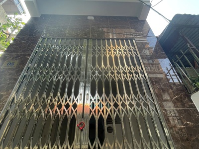 38.6m nhà 4 tầng ở ngay, quang trung, hà đông cách 100m ra quốc lộ 6 giá 4.x tỷ 0