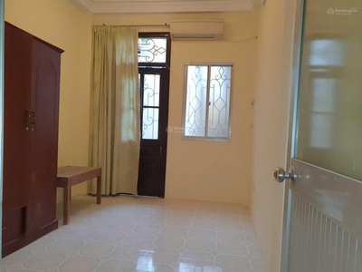 Cho thuê nhà 20m2, 3 tầng, 2pn, giá rẻ -234 phố chợ khâm thiên-đống đa 2