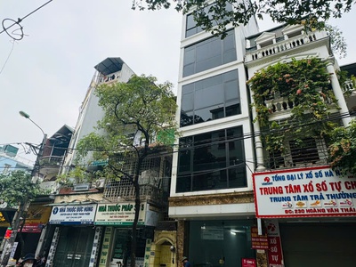 Mặt bằng đẹp   90m2   chính chủ cho thuê 3 tầng mặt đường hoàng văn thái, khương mai, thanh 0