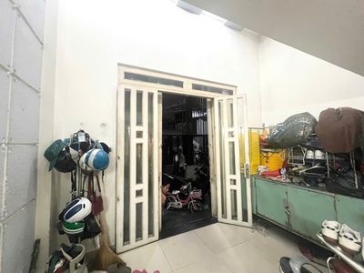 Mua bán nhà riêng tại phường linh xuân, dt 100m2 x2t, ngang khủng 8m, giá chỉ 3.8ty 3