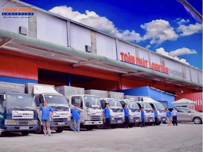 Chính chủ cần cho thuê kho gấp , giá cả hữu nghị , đi kèm dịch vụ từ a-z 0