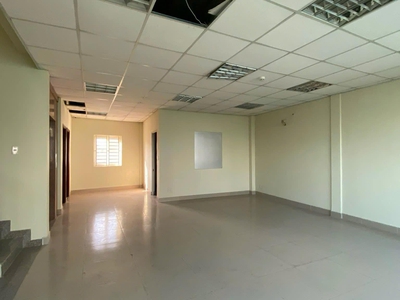 Cho Thuê Tòa Nhà Building Trung Tâm Quận 1, Giá chỉ: 100Tr Kết Cấu: 5 Tầng, Thang Máy 6