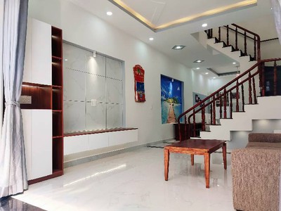 Nhà mới đẹp hẻm thông kinh dương vương,an lạc,bình tân. dt 57m2 x 3 tầng  giá 5  tỷ tl. 1