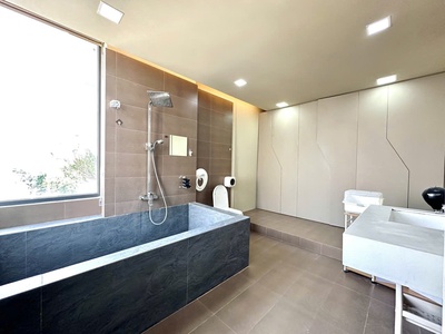 Bán nhà riêng, mặt tiền tân cảng  căn góc , 5 tầng, 2 mặt bằng kinh doanh, 16.x tỷ 4