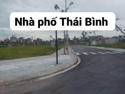 Bán gấp nhà 4 tầng mặt tiền rộng -  vị trí kinh doanh đắc địa nhất thị trấn đông hưng 0