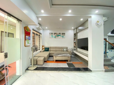 Bán nhà trại lẻ - lê chân, 53m 4 tầng đẹp như mới, giá 2.95 tỉ gần aeon 0