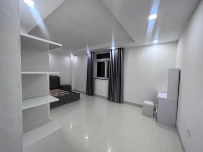Cần share phòng mặt tiền quận 7 - tp hồ chí minh 2