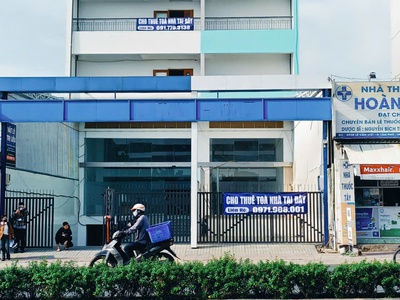 Cho thuê tòa nhà 564m2, 6 tầng, mặt tiền 12m, mặt tiền- 691-693, đ.lê văn việt, p.tân phú 0