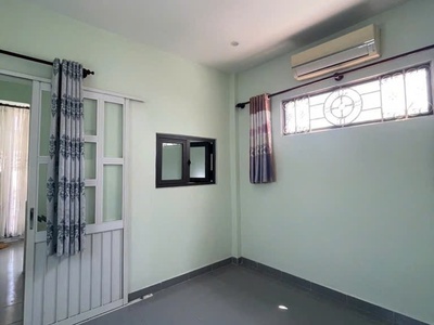 Ngay cv làng hoa - sát mt lê văn thọ - vào ở ngay - 35m2  3,5x10  - 3 tầng 3pn, sổ a4, nhỉnh 4 tỷ 3