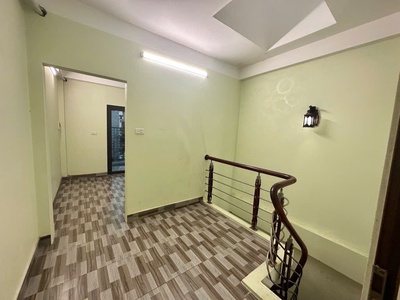 Bán nhà chính chủ đức giang- long biên diện tích 37m, 3 tầng, giá 5,05tỷ thoáng trước ở sướng. 1