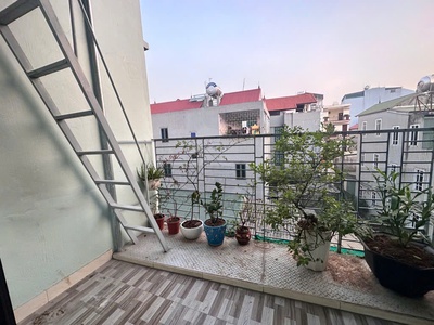 Bán nhà chính chủ đức giang- long biên diện tích 37m, 3 tầng, giá 5,05tỷ thoáng trước ở sướng. 2