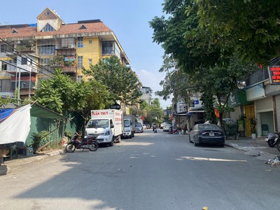 Bán nhà mặt phố Tây Kết-30Mx3T-vỉa hè-sổ phân lô-quy hoạch ổn định-kinh doanh 1