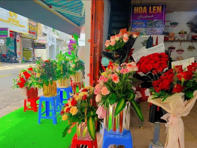 Quận tân phú   sang nhượng ch hoa tươi   trái cây nhập khẩu góc 2 mt vị trí bao đẹp, chính 3