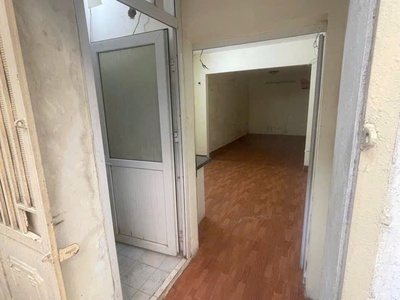 Em cần bán căn hộ tập thể ở Mai động, nhà tầng 1 1