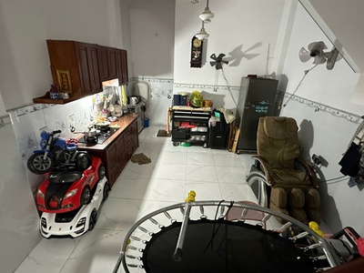 Nhà phố 4 tầng siêu đẹp, nhựa 8m đường lò lu, trường thạnh, quận 9, sổ hoàn công 56,4m2 giá 6.5 tỷ 2