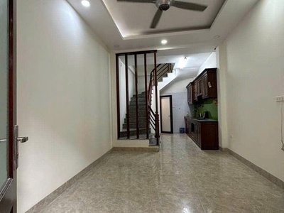 6 tỏi nhà 5 tầng ,dt 33m2 tại trung tâm mộ lao hà đông, nhà đẹp dân xây chắc chắn. ở ngay, tiện ích 1