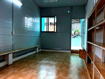 Tôi cần bán nhà riêng phố ngọc thụy- long biên, 36m2,4 tầng, mt 3.,5m 6.95 tỷ. 2