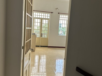 Cho thuê nhà 2 tầng, 103,5m2, hẻm 7m, đ.nguyễn ái quốc, p.trảng dài, tp.biên hòa, đồng nai 4
