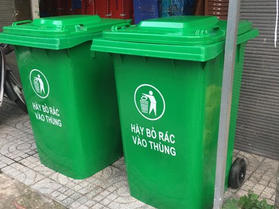 Thùng rác nhựa 360L cần bán 0